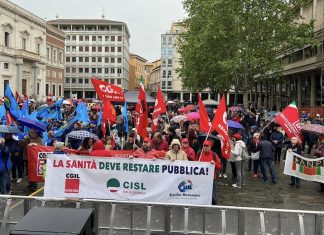 In mille al corteo del 1 Maggio. Edizione dedicata alla Costituzione Italiana