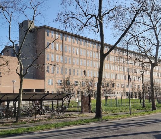 Parcheggi gratis per il personale dell’ospedale: soddisfazione sul nuovo piano sosta