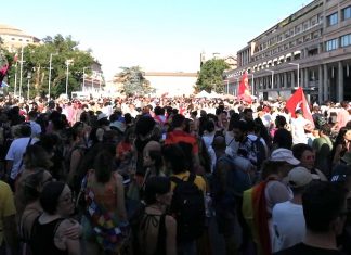 Reggio è diventata arcobaleno per il REmilia pride, rivendicando i diritti Lgbtqia+