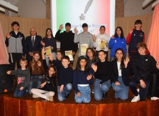 Assostampa Reggiana in festa, tra premi di studio, impegno sociale e Intelligenza Artificiale