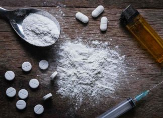 Lotta alla dipendenza dalla droga: uno strumento a portata di clic, realizzato dai Testimoni di Geova