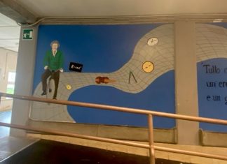 Murales dipinto dagli alunni delle medie Einstein, aiutati da quelli del Chierici