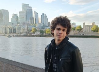 I Beatles, tutti i giorni, tutta la vita. Un successo l’opera del 18enne Federico Martelli. L’intervista