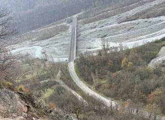 Una duna per arginare la frana sulla Sp 108 tra Castelnovo Monti e Villa Minozzo