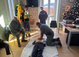 Corso di defibrillatore automatico esterno (Dae) per gli agenti della Polizia provinciale di Reggio Emilia