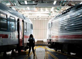 Soppressione fermate treno Reggio-Novellara-Guastalla, gruppi di minoranza: “Ennesimo errore degli amministratori locali Pd”