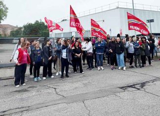 Sciopero alla manifattura di San Maurizio, le lavoratrici “siamo esasperate”