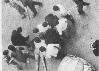 La Cgil presenta la figurina della memoria “per i morti di Reggio Emilia” del 7 luglio 1960