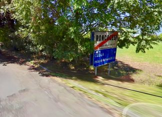 I cittadini di Roncocesi: “Puzza ingestibile dall’impianto Farm Service, Arpae interpellata a vuoto. Siamo sfiniti, qualcuno ci ascolti”