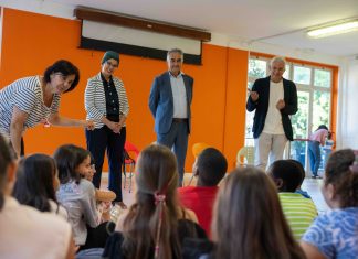 Nuovo anno scolastico: il sindaco Marco Massari e l’assessora Marwa Mahmoud nelle classi per un saluto a studenti e insegnanti