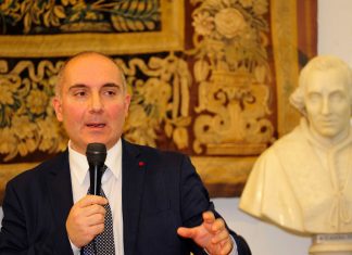 Roberto Mirabile (La Caramella Buona): “Taser e sicurezza, basta ipocrisia!”