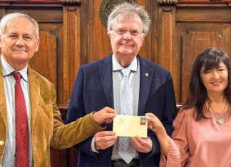 Un francobollo celebra gli 850 anni dell’Università di Modena e Reggio Emilia