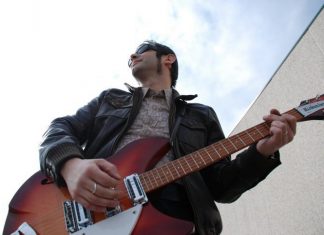 Buon compleanno, Republic: il Pub festeggia il compleanno con il live british di Giampaolo Corradini