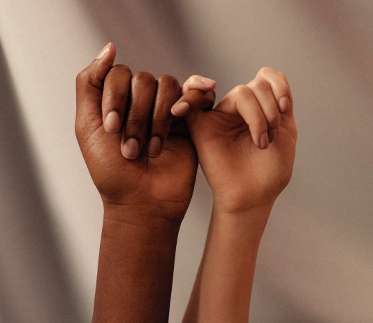 Scuola, Alessia Davoli (Lega): “Basta vedere razzismo ovunque: la scuola merita rispetto, non ideologia”