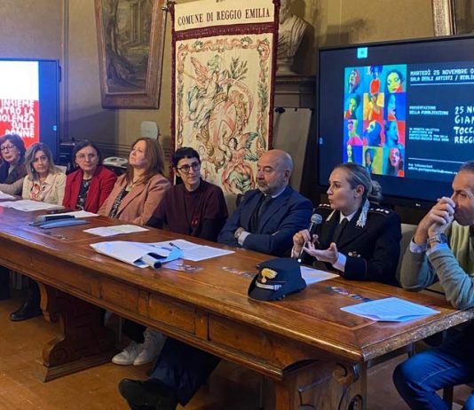 Giornata contro la violenza sulle donne: crescono gli accessi al Centro antiviolenza e il numero delle giovani coinvolte