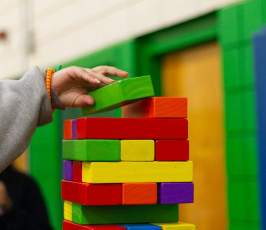 Consiglio comunale Reggio Emilia: approvato il Bilancio consuntivo 2025 dell’Istituzione Scuole e Nidi d’Infanzia