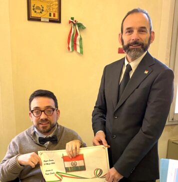 Progetto Grazie: pergamena a Giorgio Ambrosetti che con grande forza d’animo supera la disabilità e si mette al servizio degli altri