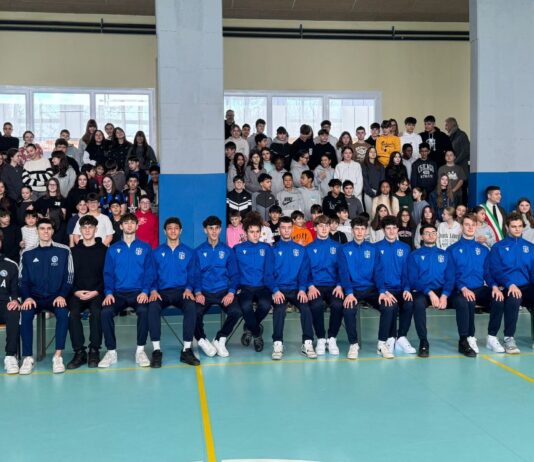 Toano: palestra gremita e raffica di domande per i giovani sordi che si preparano al Mondiale di basket