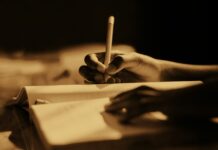 Giovani giornalisti crescono: “Internazionale Kids” scalda i motori con i laboratori sull’ambiente nelle scuole della città