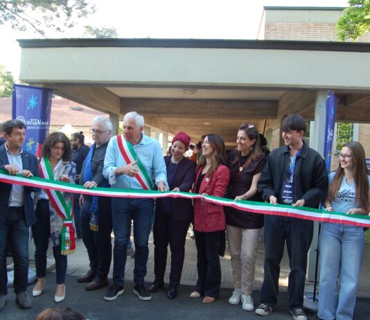 A Reggio Emilia inaugurato “DesTEENazione”, il nuovo spazio a misura di giovani e adolescenti