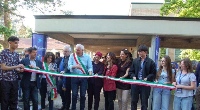 A Reggio Emilia inaugurato “DesTEENazione”, il nuovo spazio a misura di giovani e adolescenti