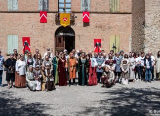 Arceto, successo per il “Viaggio nel Tempo”: oltre 800 presenze e borgo preso d’assalto