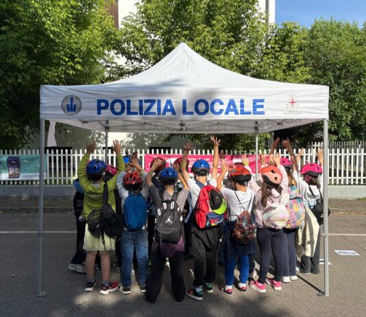Polizia locale, “Maggio in strada”: al parco del Carrozzone oltre 300 bimbi per la festa dell’educazione stradale