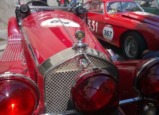 La 1000 Miglia torna nella Città del Tricolore