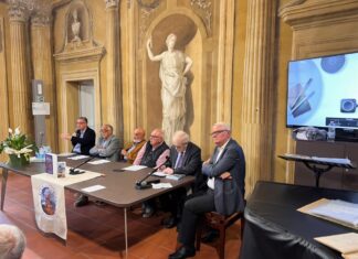 Grande successo e folta partecipazione a Reggiolo per la presentazione del libro “Il novecento dei cattolici reggiolesi” di Franco Albinelli